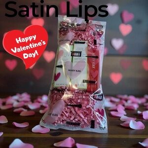 Mary Kay Satin Lips Duo with Pink and Black Accents